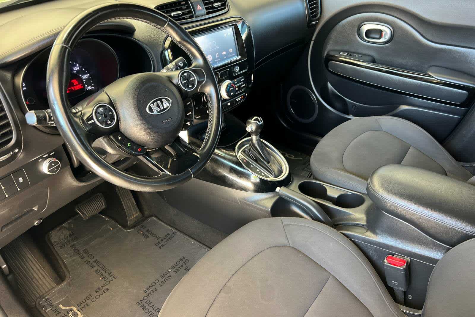 Thumbnail: 2015 Kia Soul - 11