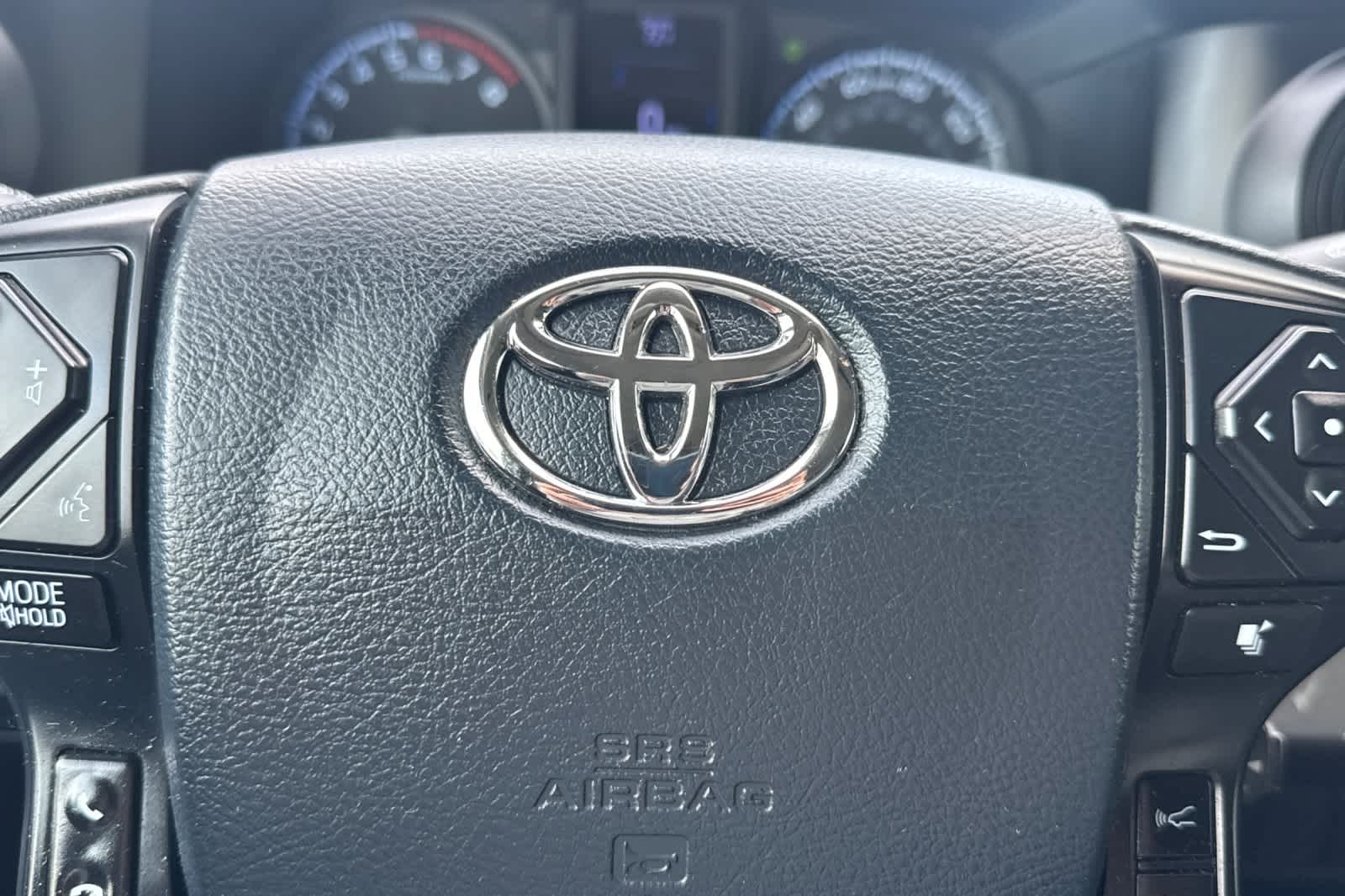 Thumbnail: 2020 Toyota Tacoma - 29