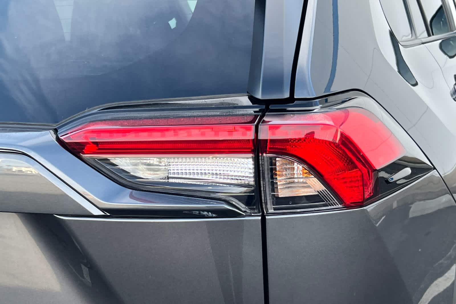 Thumbnail: 2025 Toyota RAV4 - 18