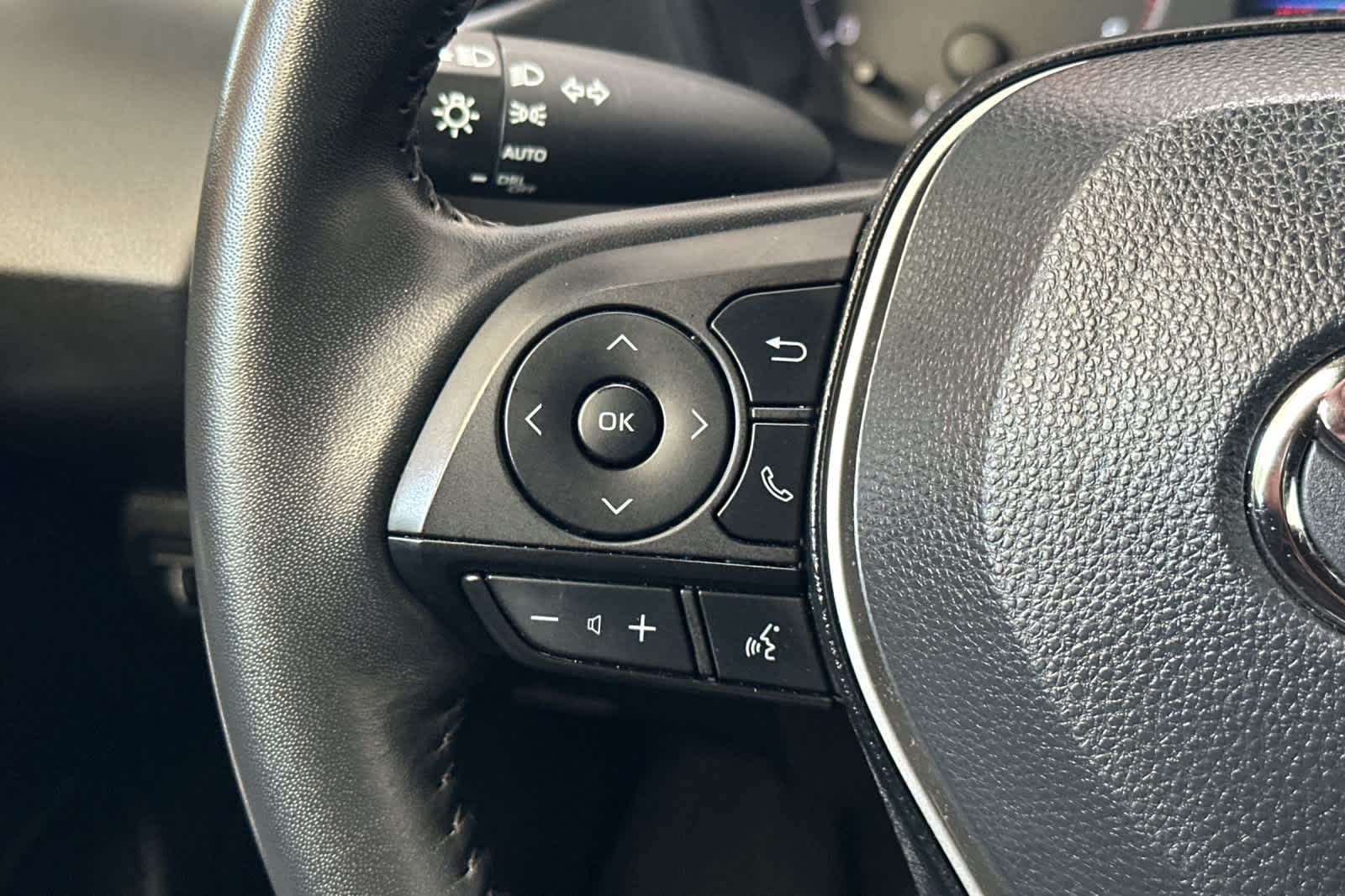 Thumbnail: 2024 Toyota Corolla - 25