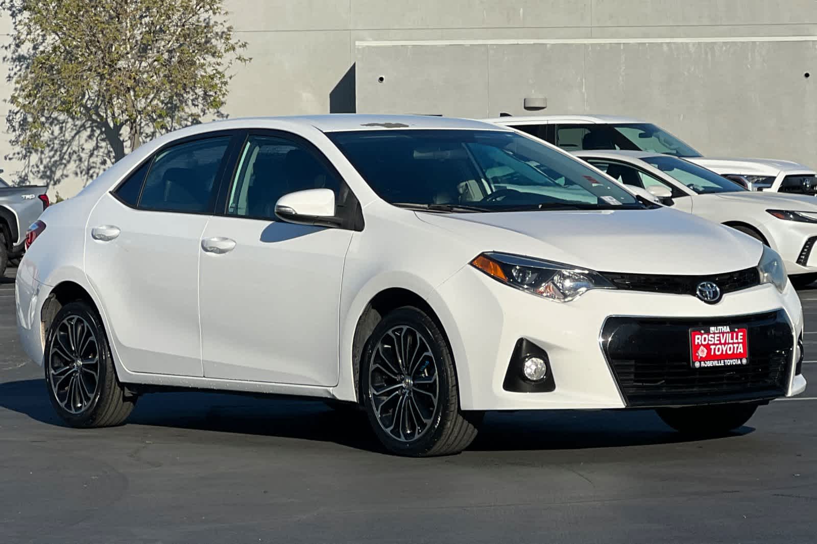 Thumbnail: 2015 Toyota Corolla - 5