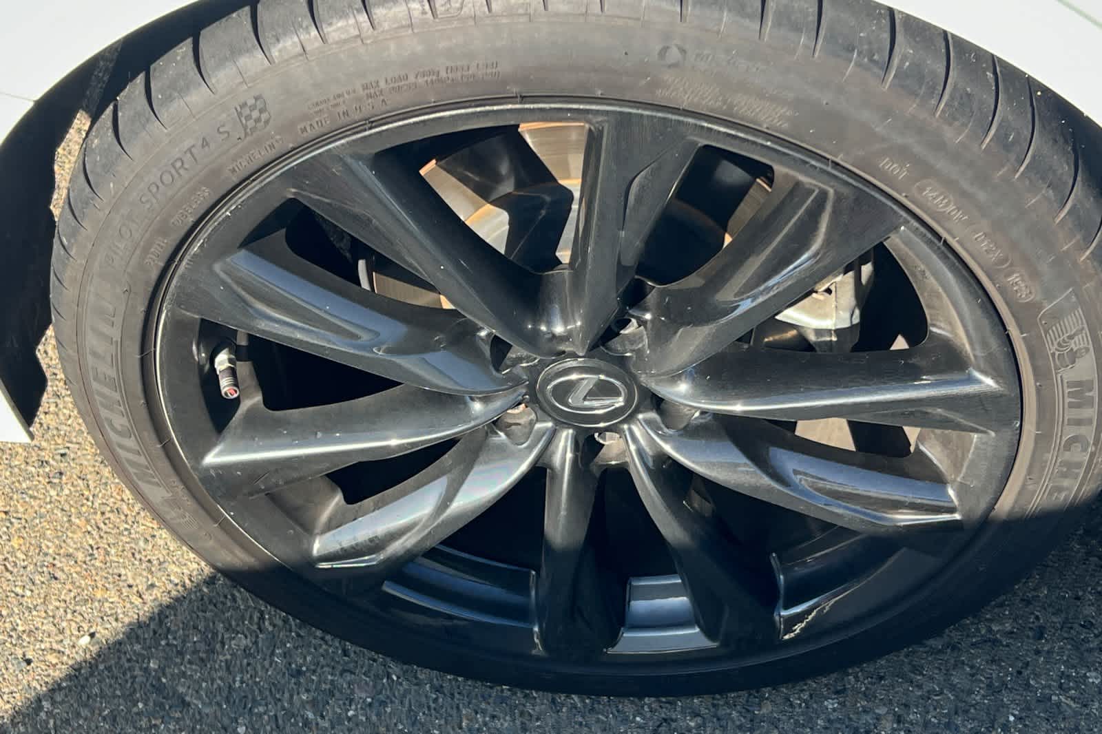 Thumbnail: 2021 Lexus IS - 14