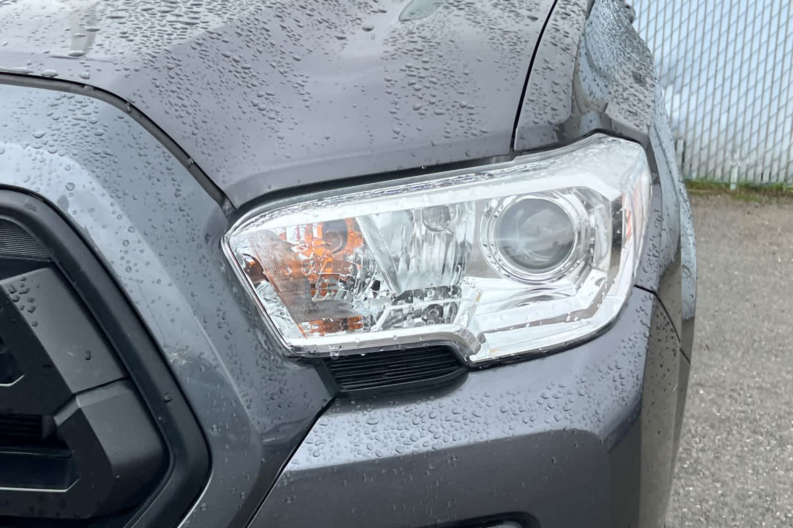 Thumbnail: 2022 Toyota Tacoma - 9