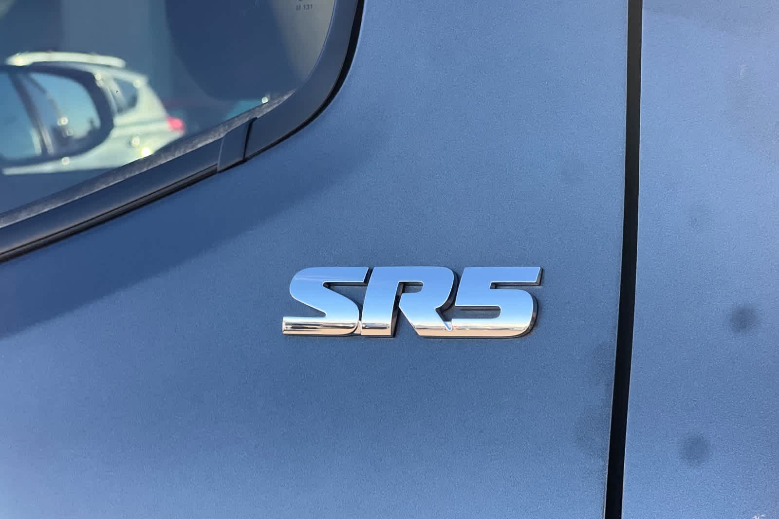 Thumbnail: 2023 Toyota Tacoma - 28