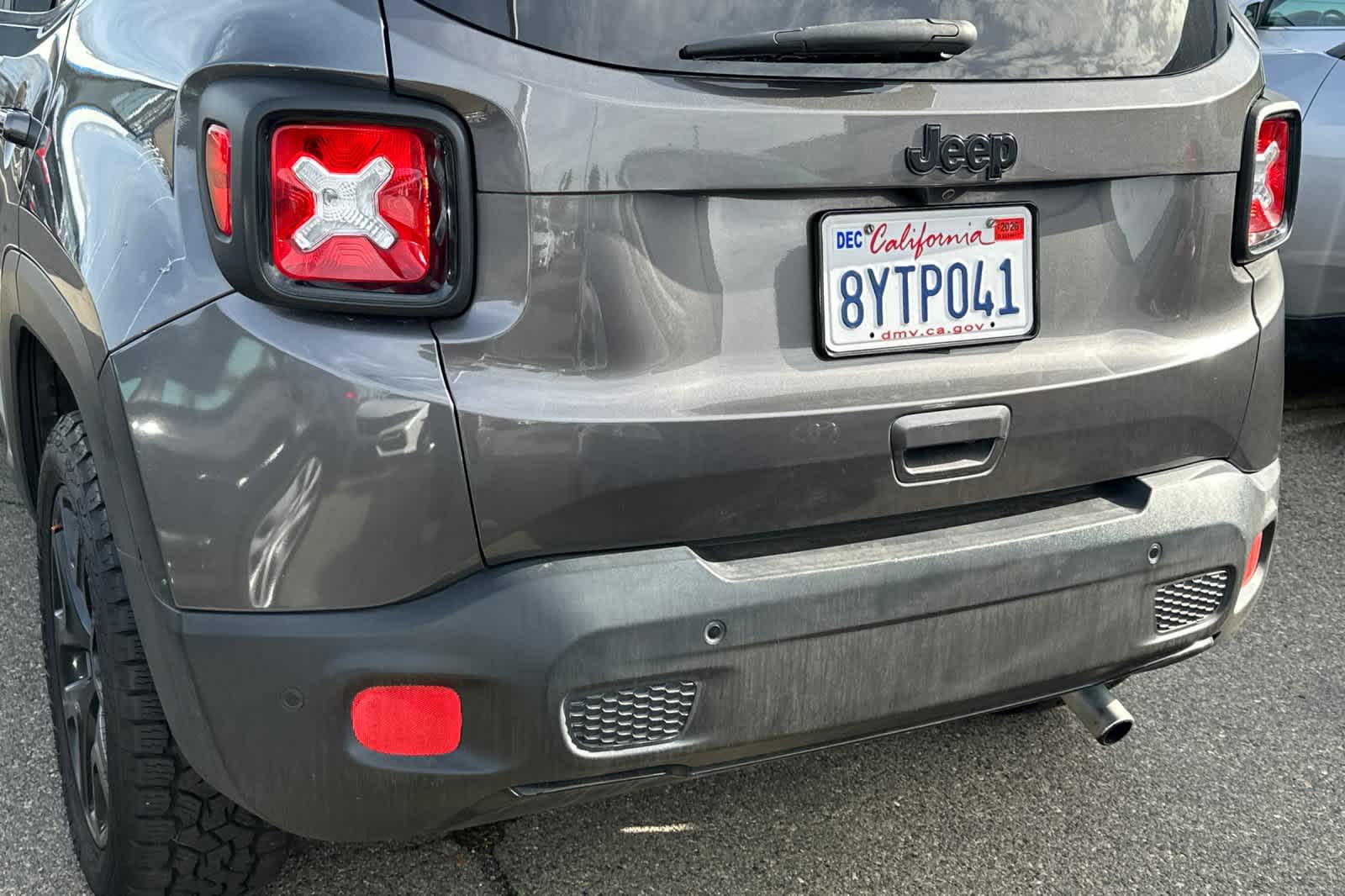 Thumbnail: 2018 Jeep Renegade - 15