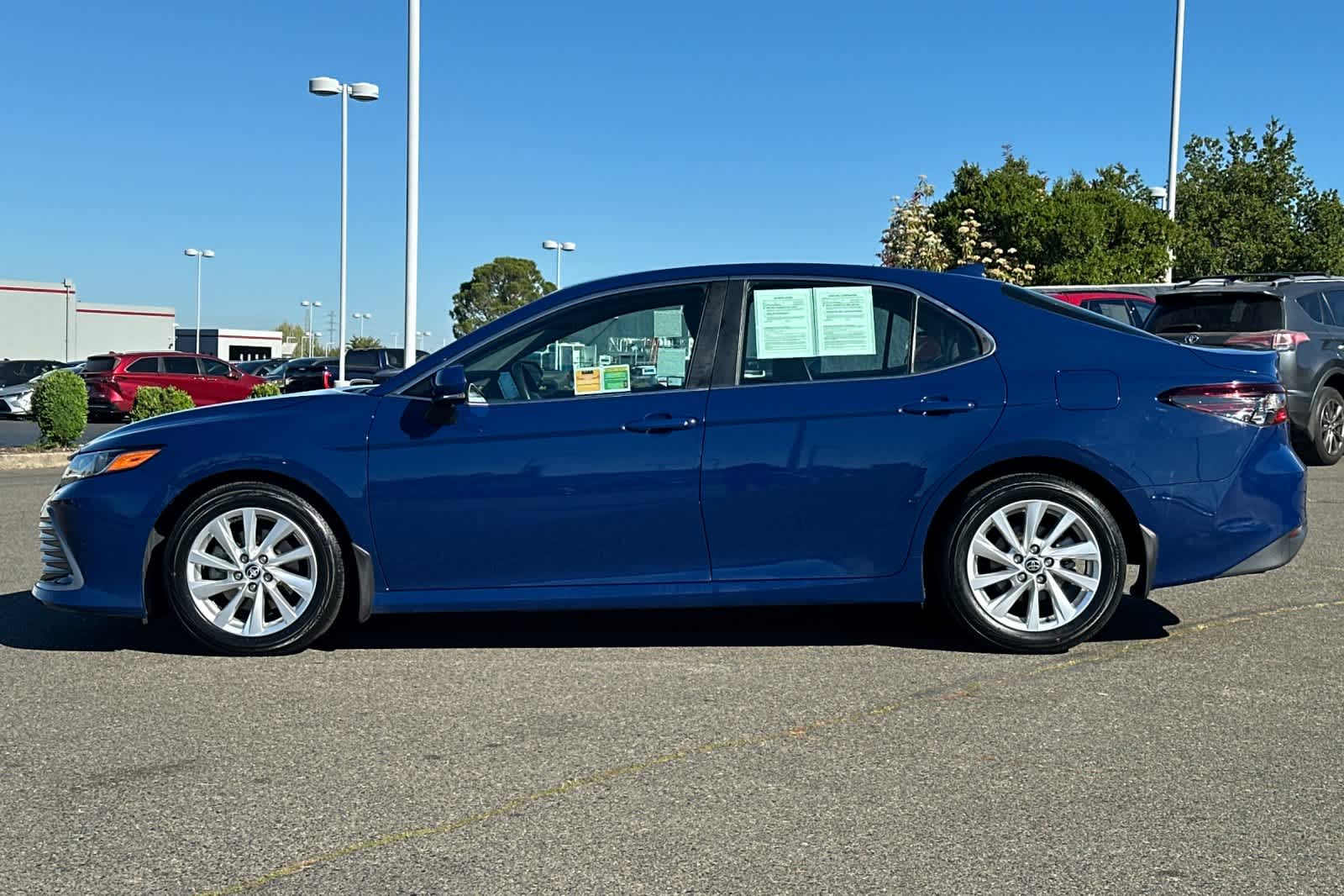 Thumbnail: 2023 Toyota Camry - 9