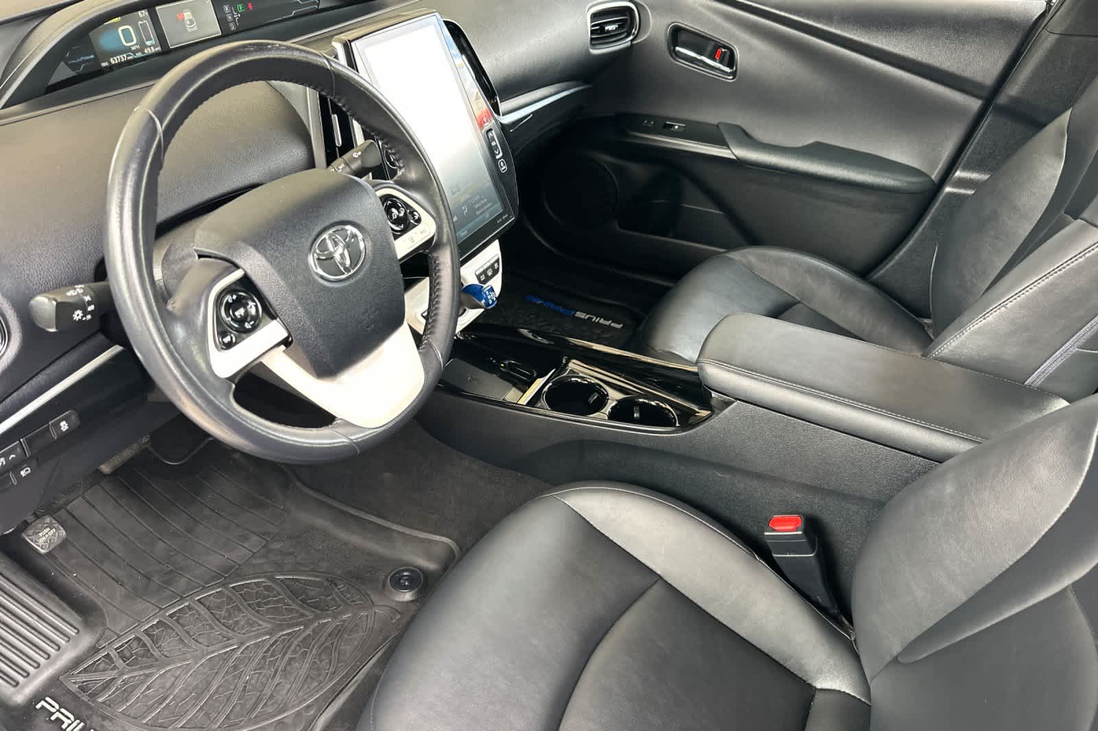 Thumbnail: 2017 Toyota Prius Prime - 11