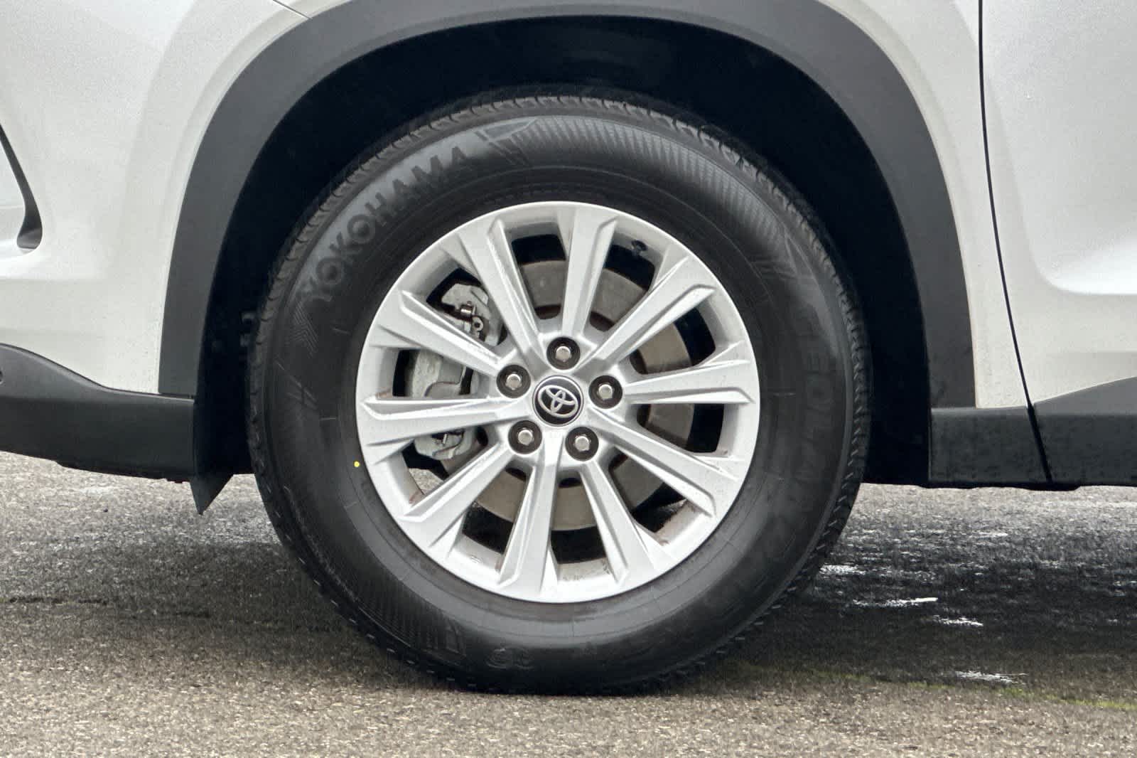 Thumbnail: 2024 Toyota Grand Highlander - 32