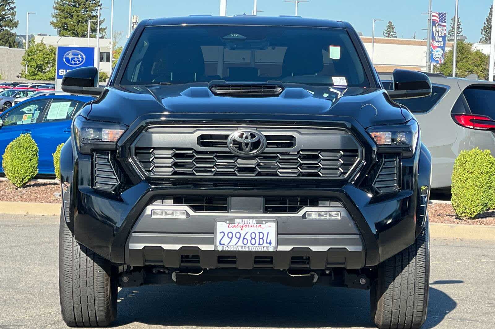 Thumbnail: 2024 Toyota Tacoma - 10
