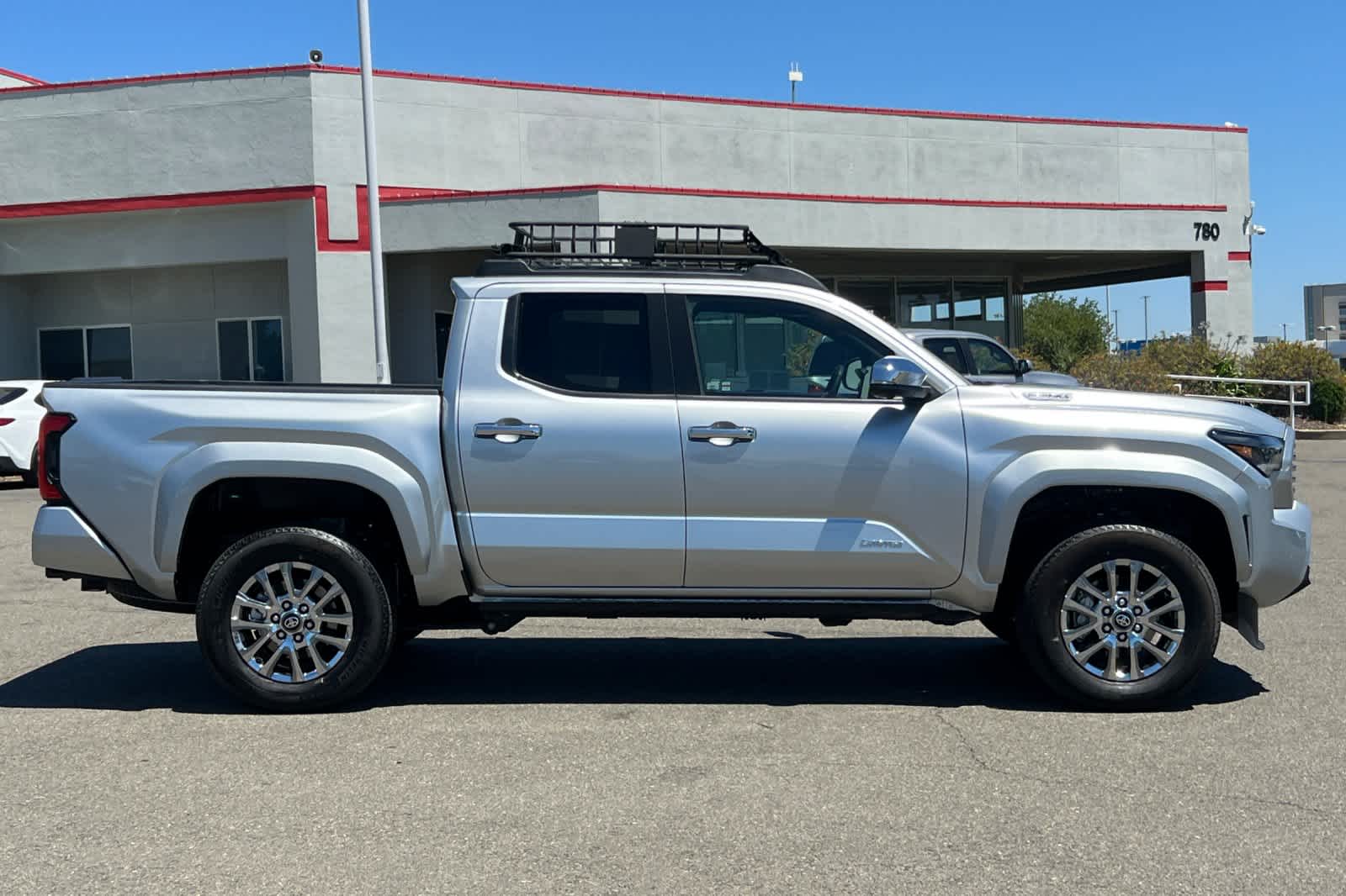 Thumbnail: 2024 Toyota Tacoma - 6