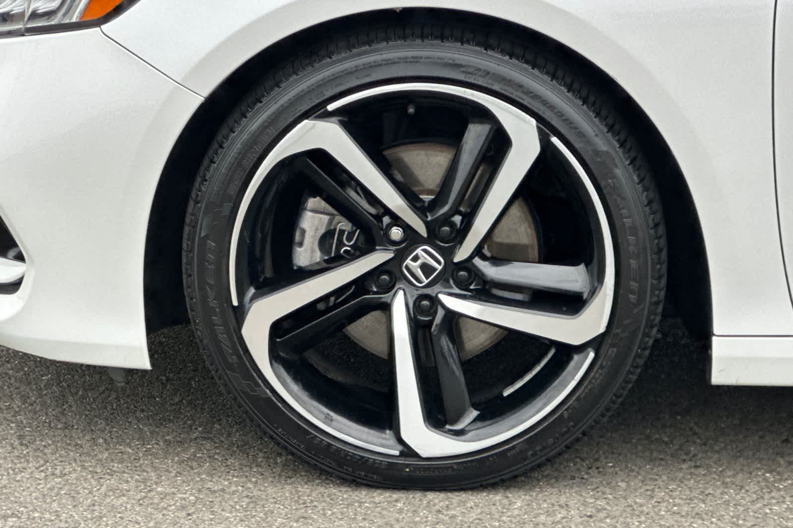 Thumbnail: 2018 Honda Accord - 30