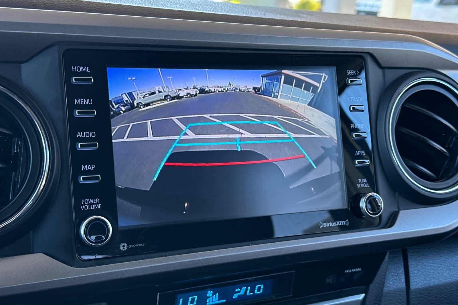 Thumbnail: 2023 Toyota Tacoma - 19