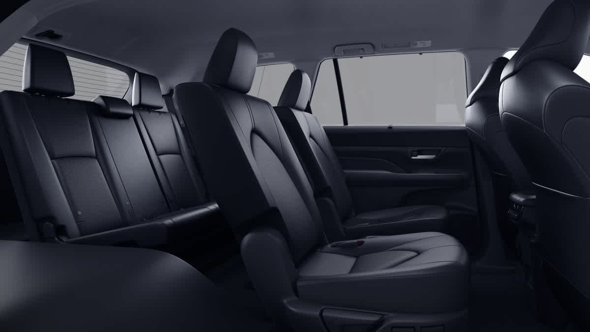 Thumbnail: 2026 Toyota Grand Highlander - 21