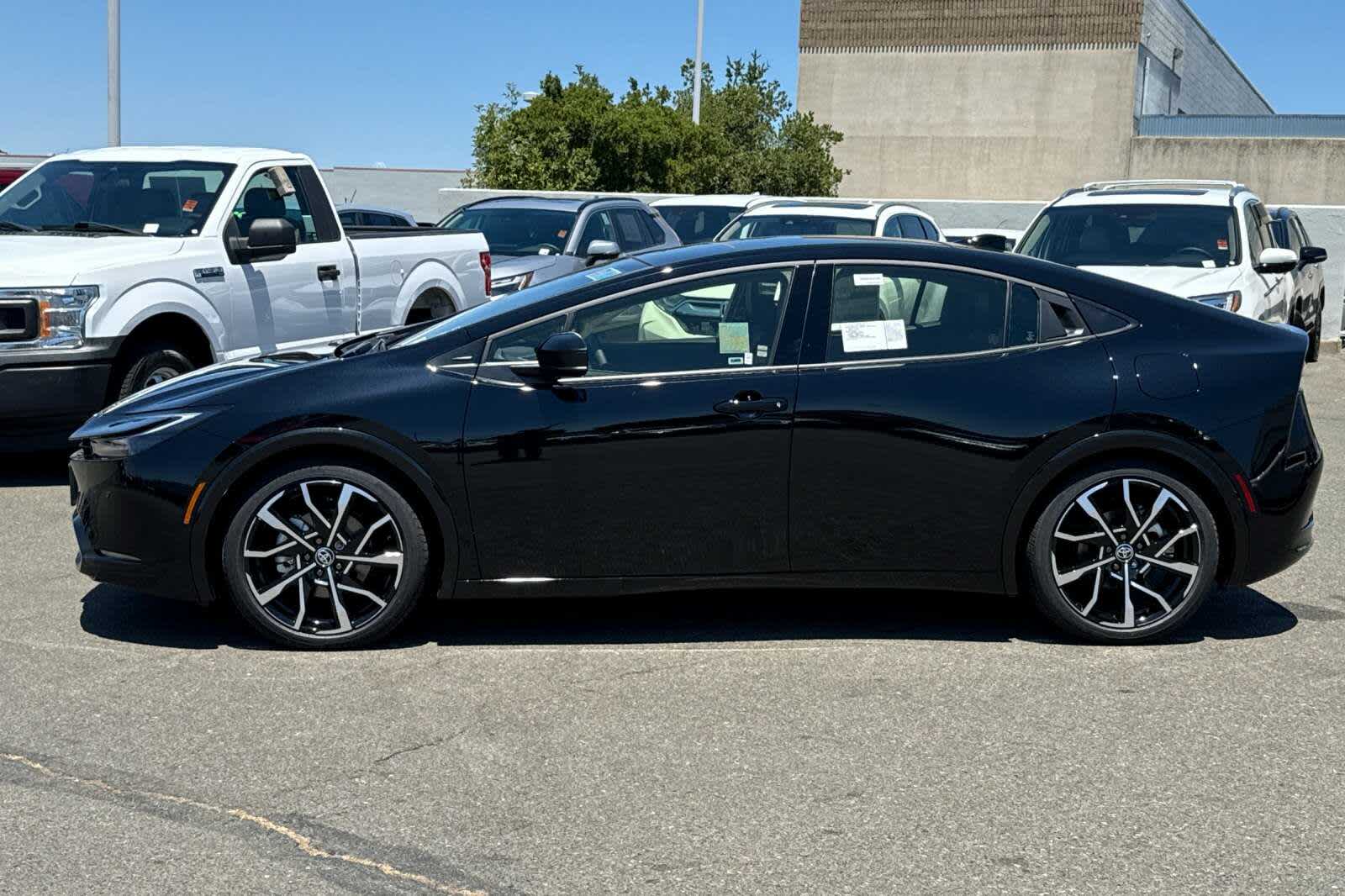 Thumbnail: 2025 Toyota Prius - 5