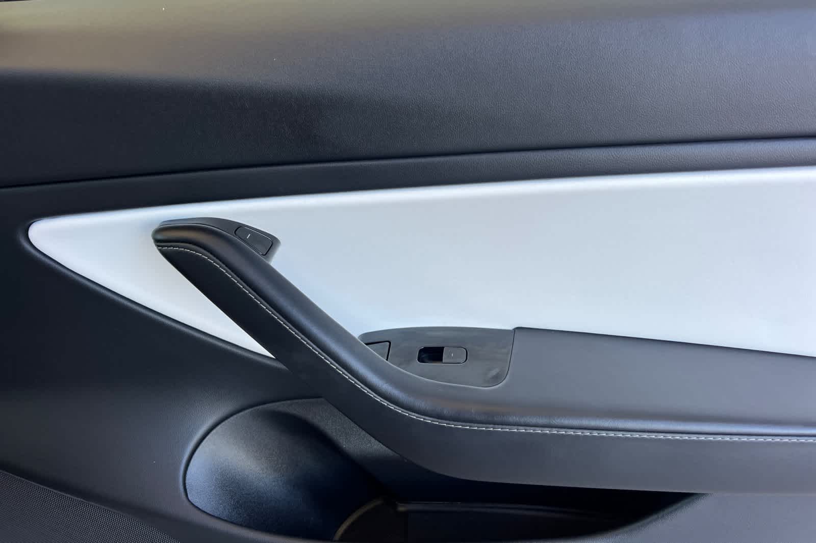 Thumbnail: 2019 Tesla Model 3 - 18