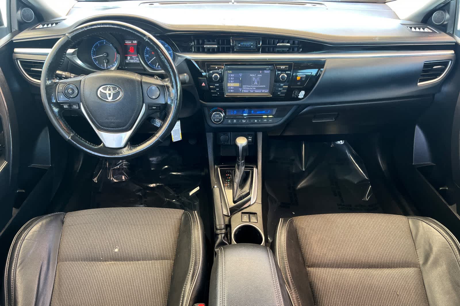 Thumbnail: 2016 Toyota Corolla - 3