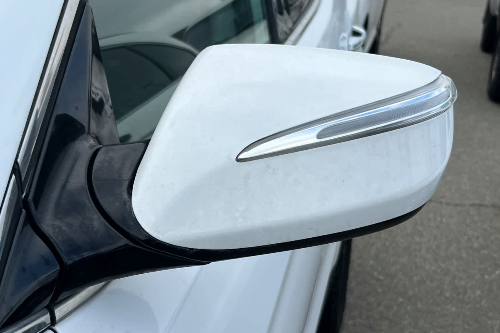 Thumbnail: 2018 Hyundai Santa Fe - 21