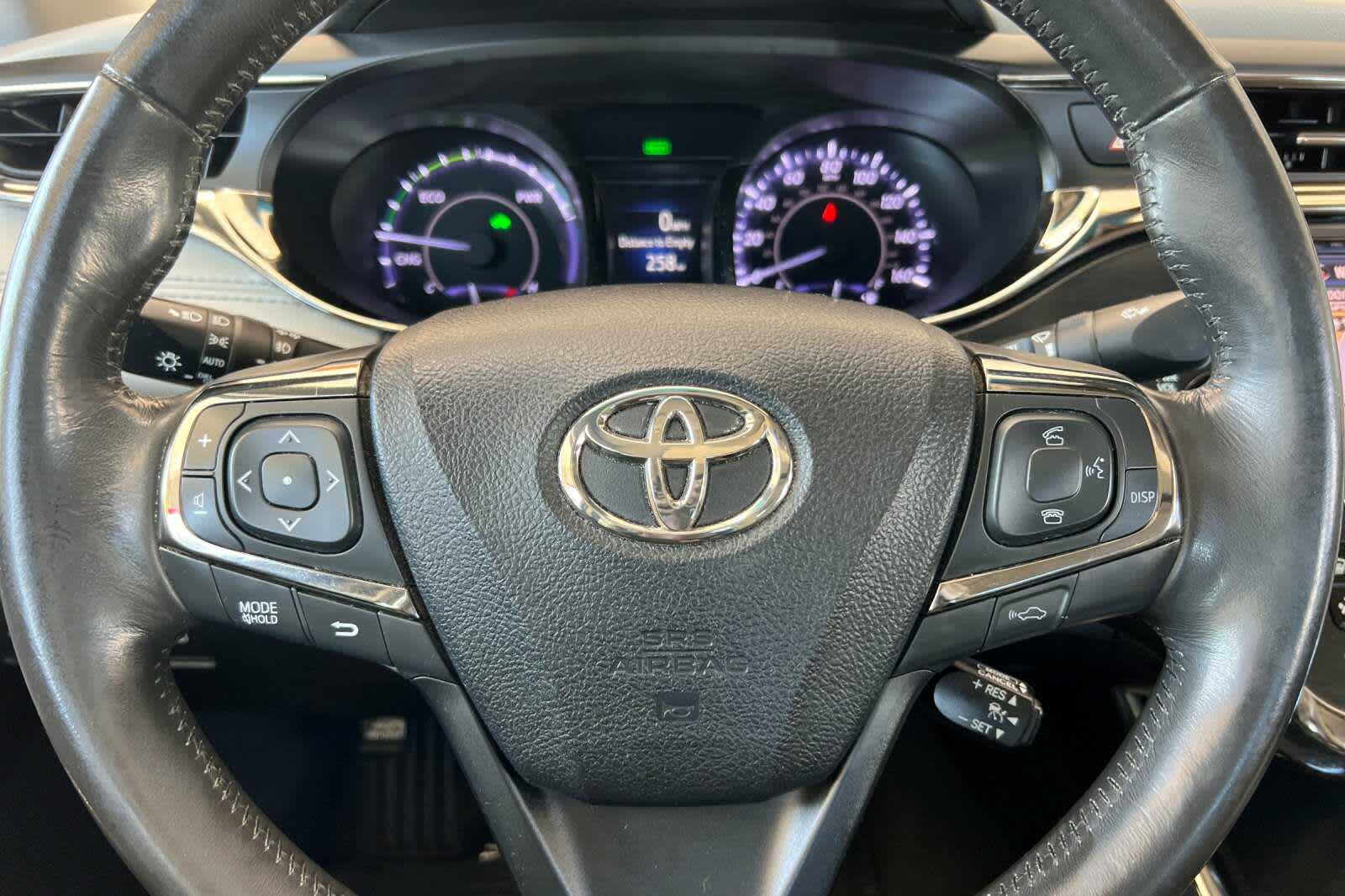 Thumbnail: 2013 Toyota Avalon - 25