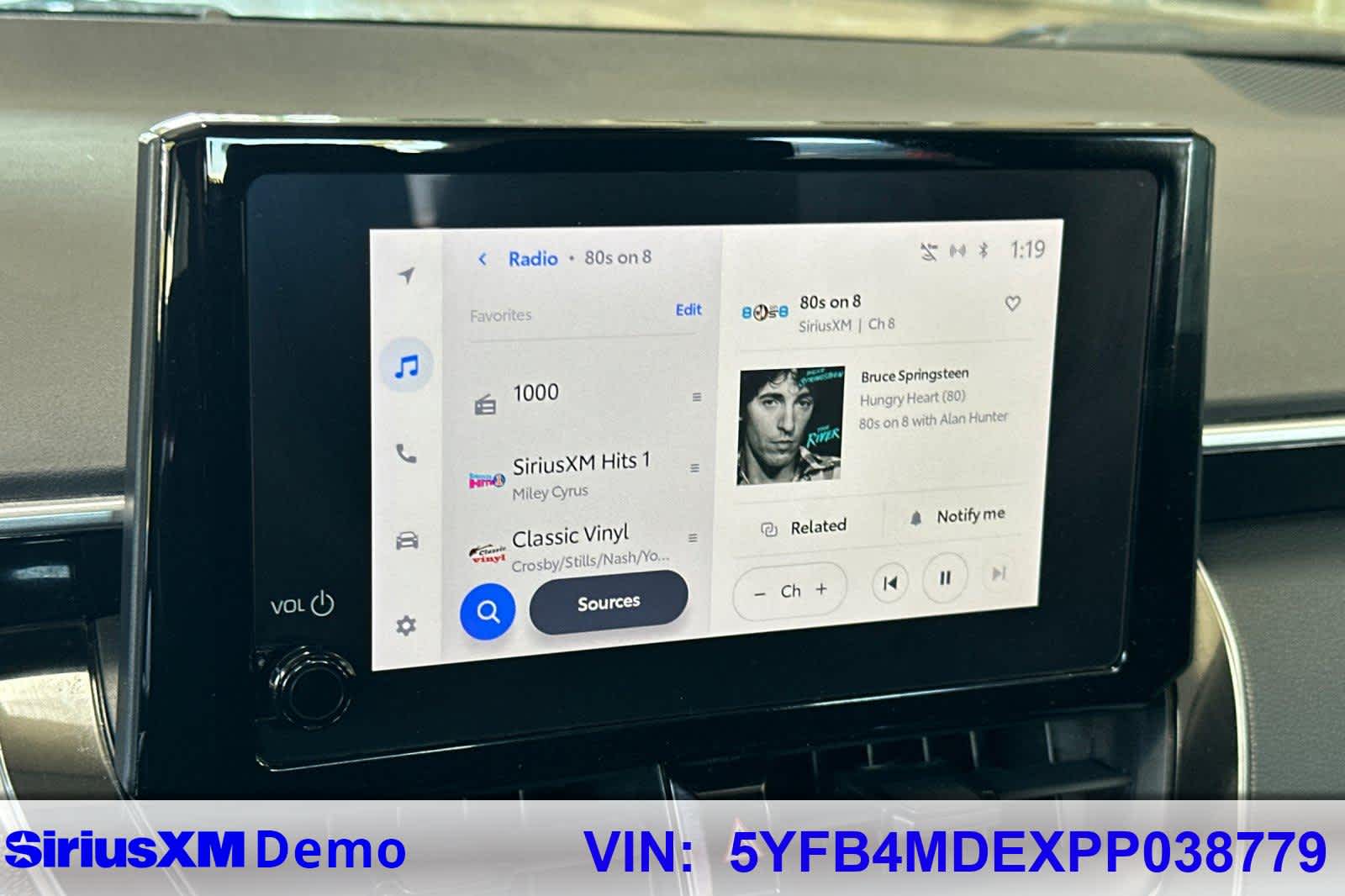 Thumbnail: 2023 Toyota Corolla - 31