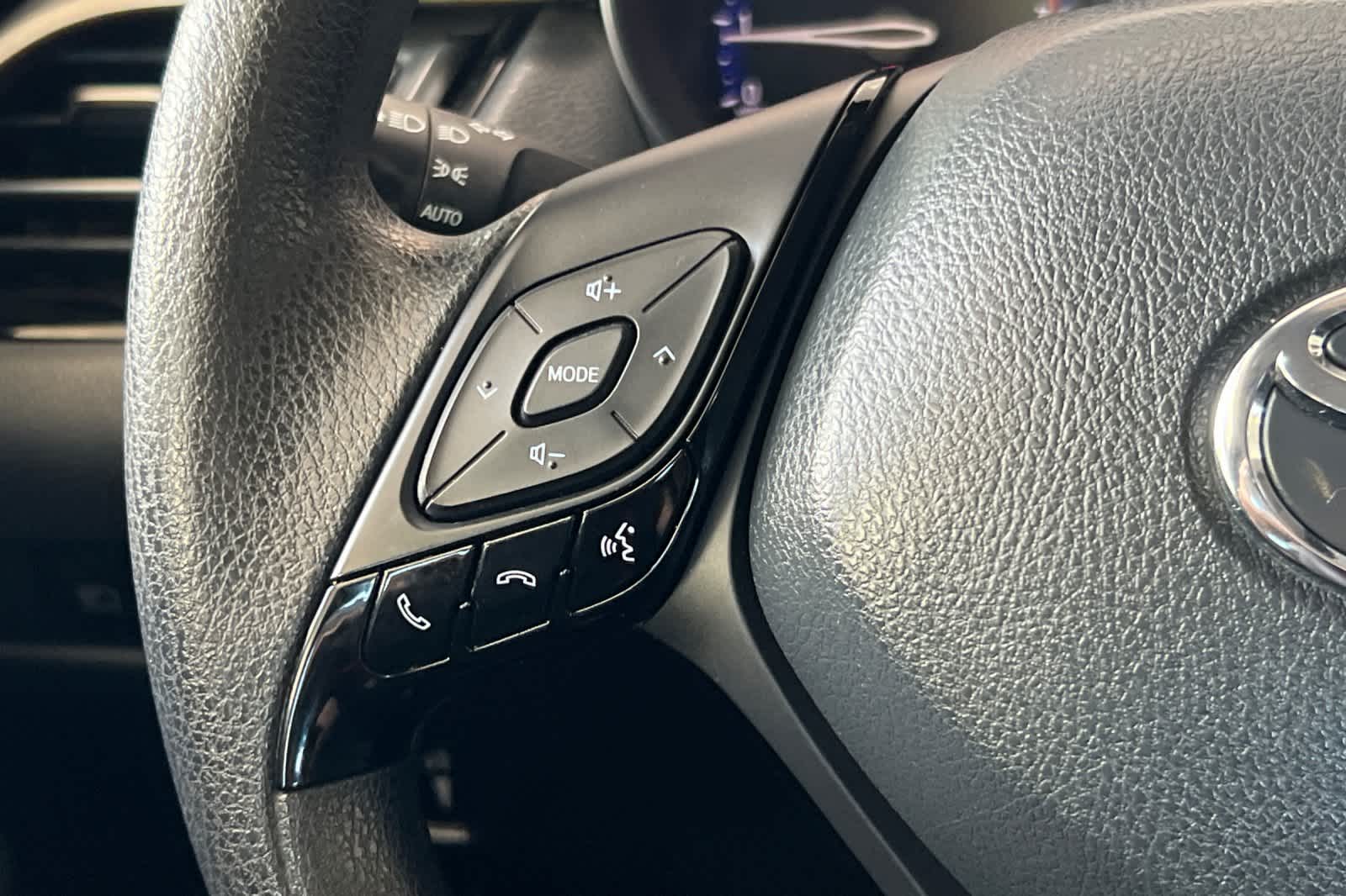 Thumbnail: 2021 Toyota C-HR - 24