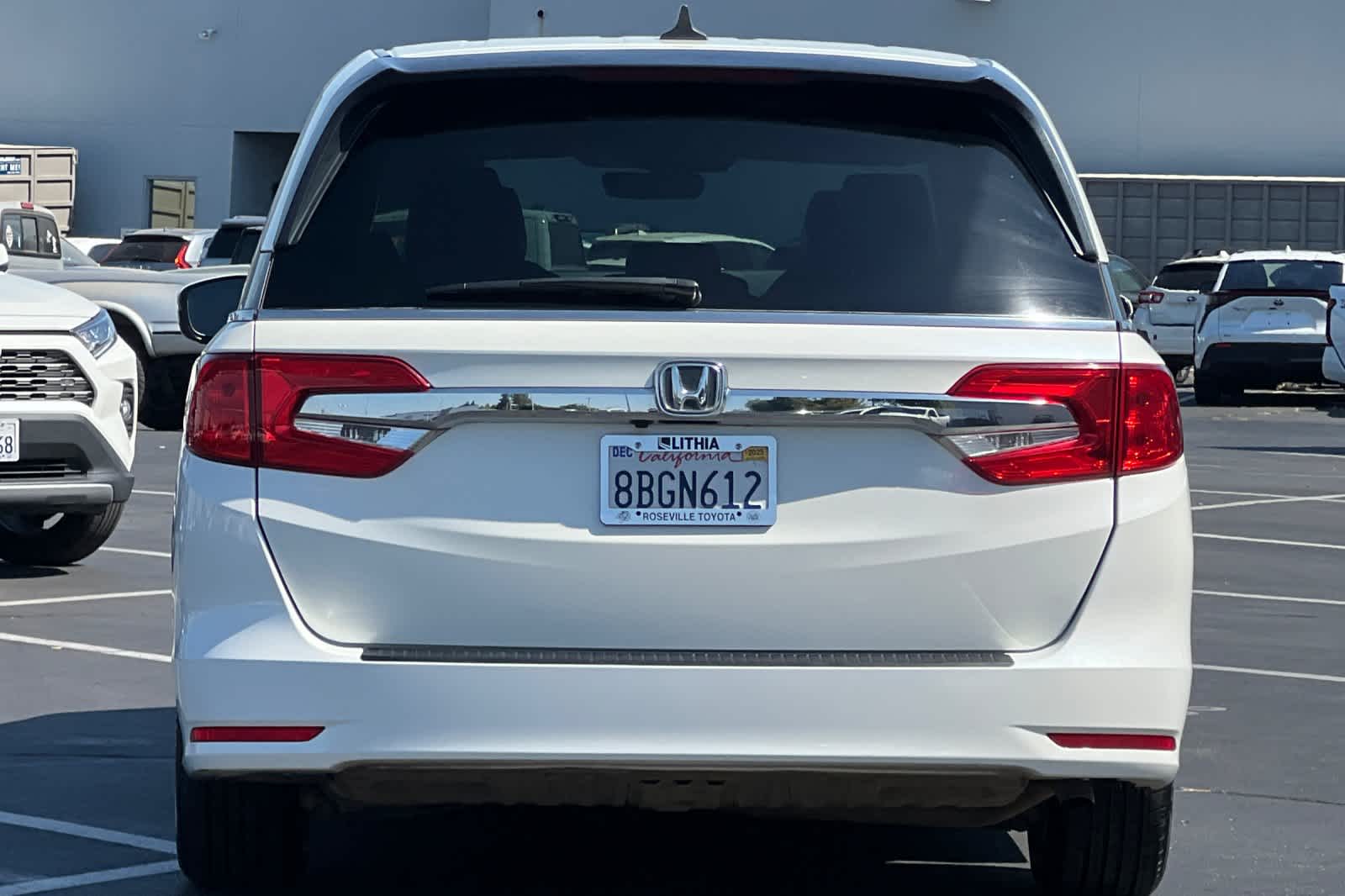 Thumbnail: 2018 Honda Odyssey - 8