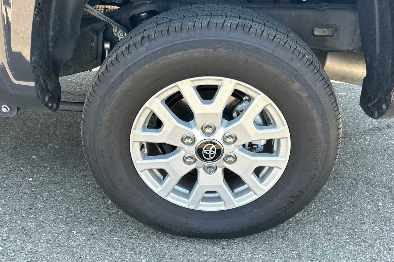 Thumbnail: 2024 Toyota Tacoma - 18