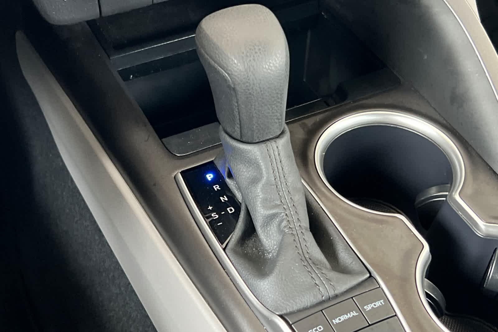 Thumbnail: 2024 Toyota Camry - 21