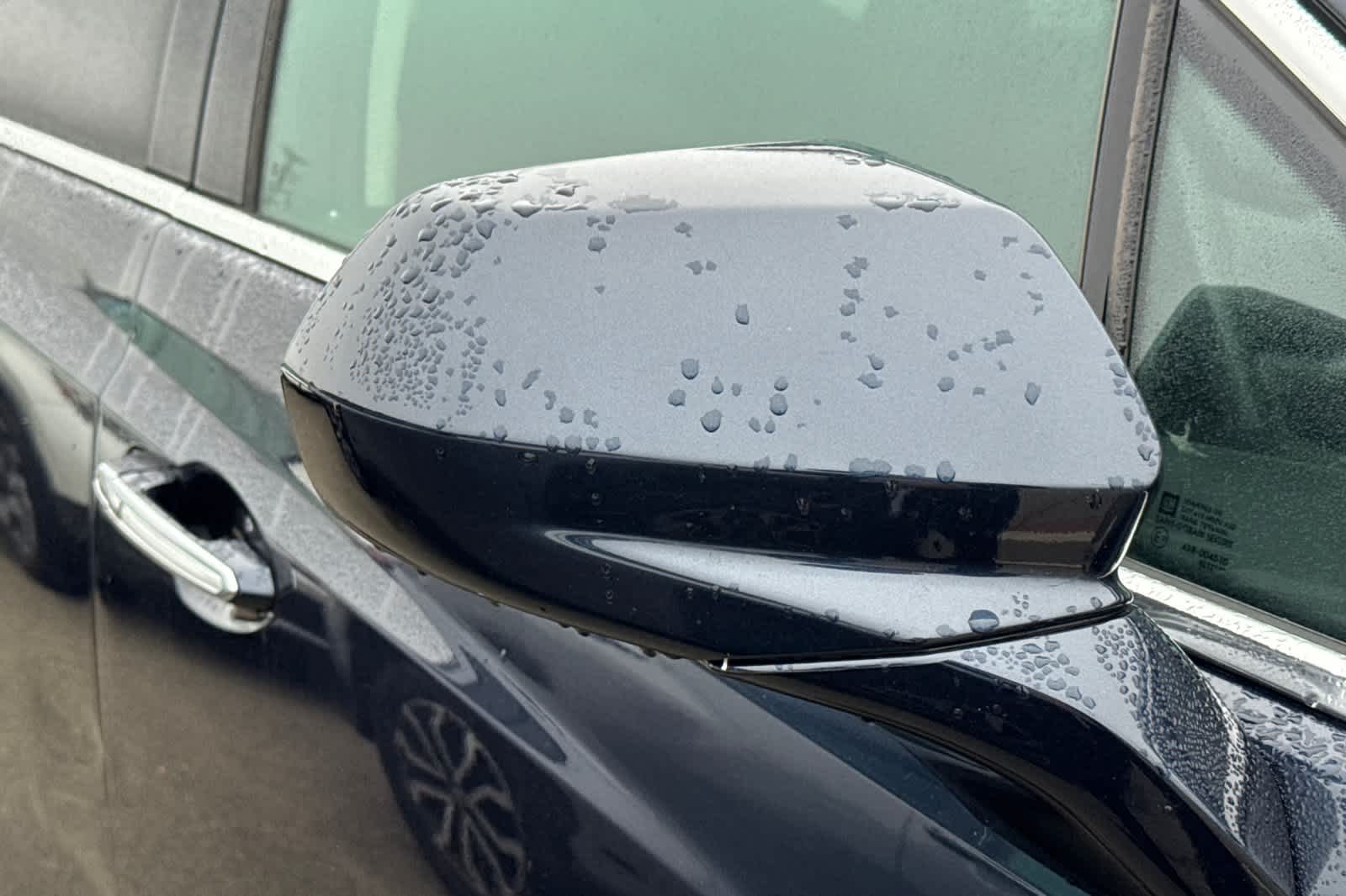 Thumbnail: 2017 Cadillac XT5 - 13