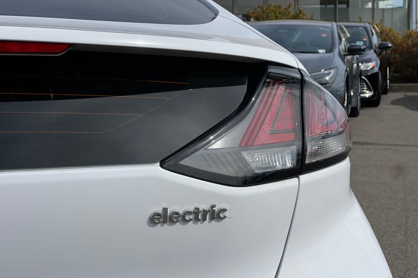 2020 Hyundai Ioniq Limited 29