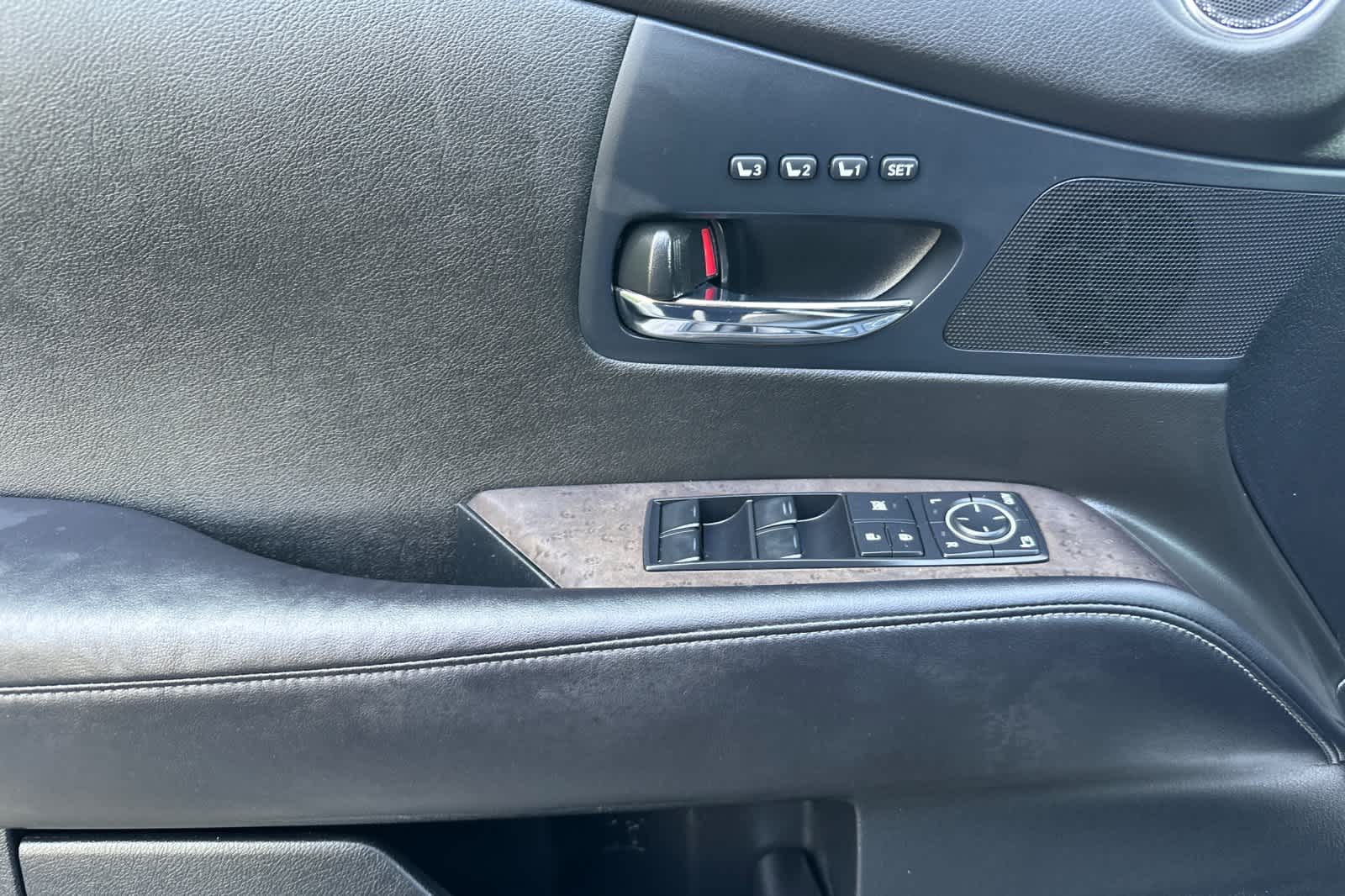 Thumbnail: 2015 Lexus RX - 12