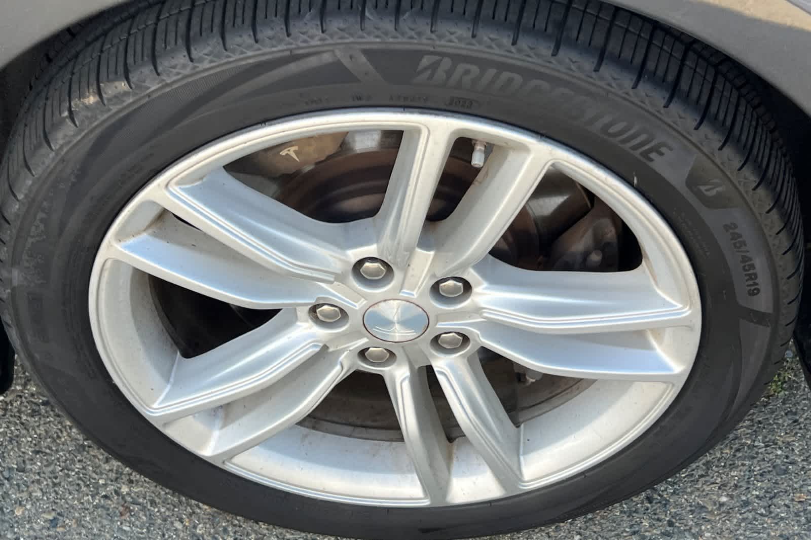 Thumbnail: 2015 Tesla Model S - 22