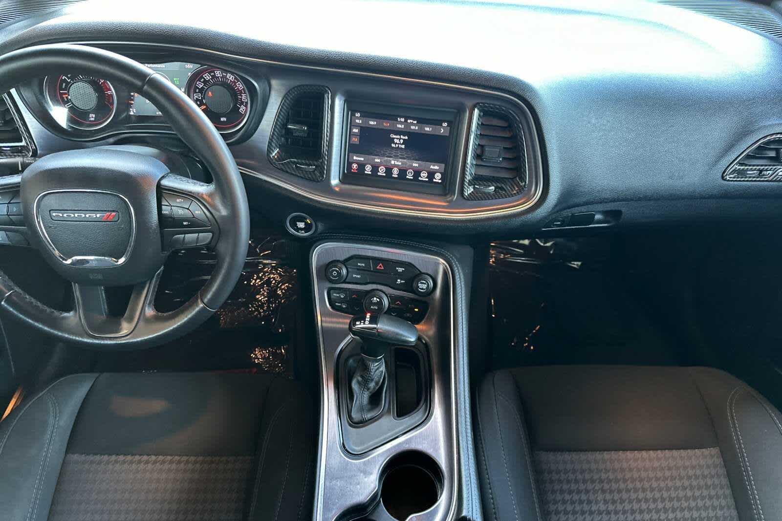 Thumbnail: 2018 Dodge Challenger - 3