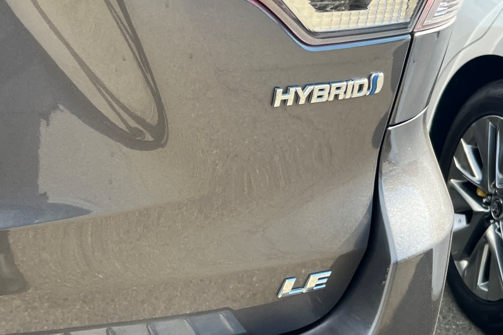 Thumbnail: 2017 Toyota Highlander - 7