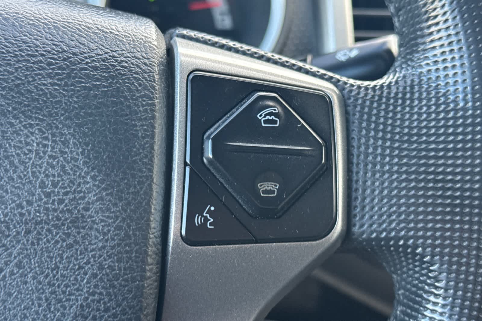 Thumbnail: 2014 Toyota Tacoma - 24