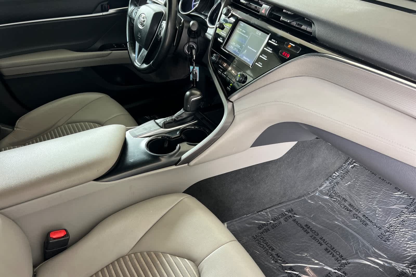 Thumbnail: 2018 Toyota Camry - 14
