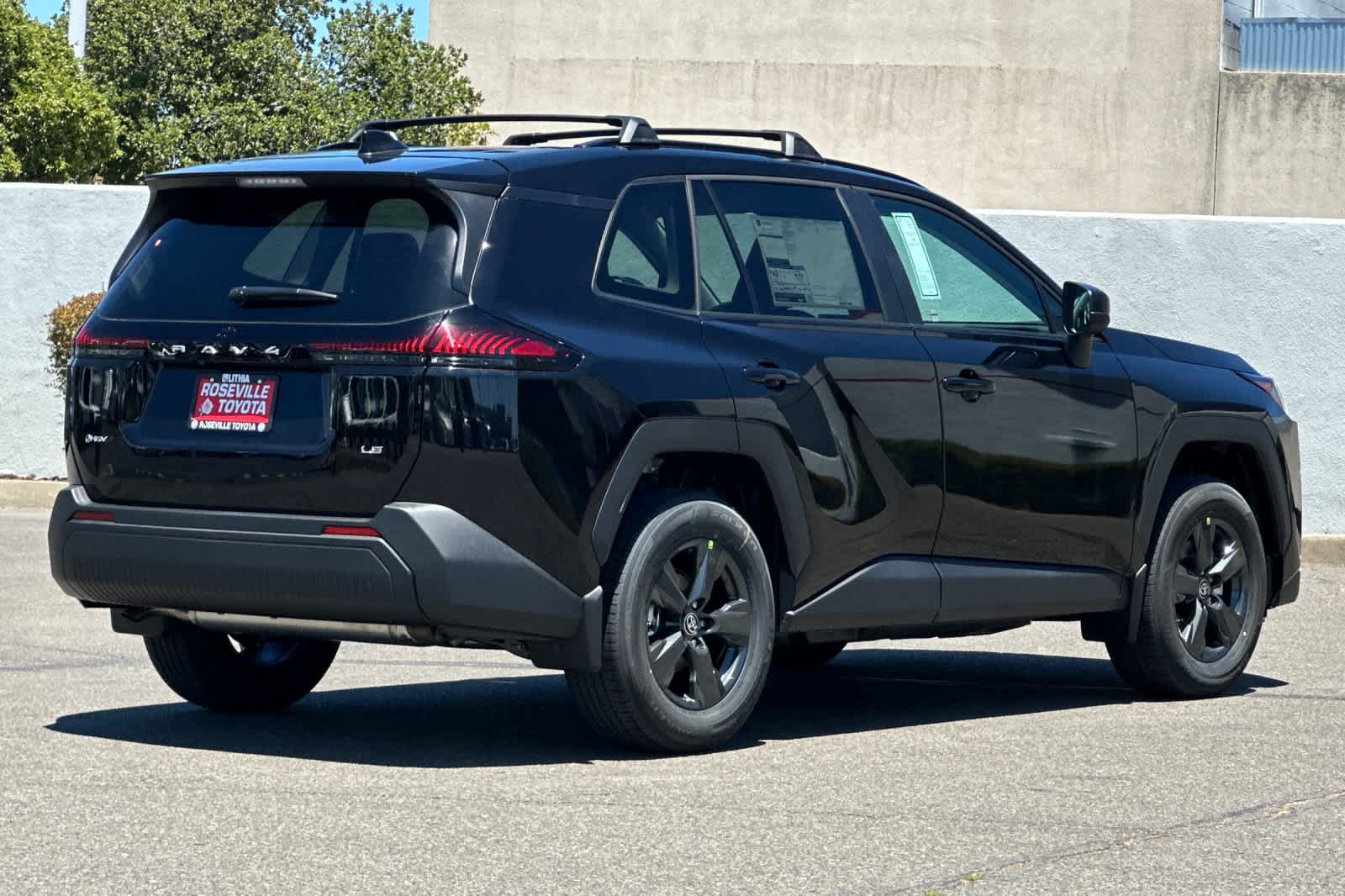 Thumbnail: 2026 Toyota RAV4 - 2