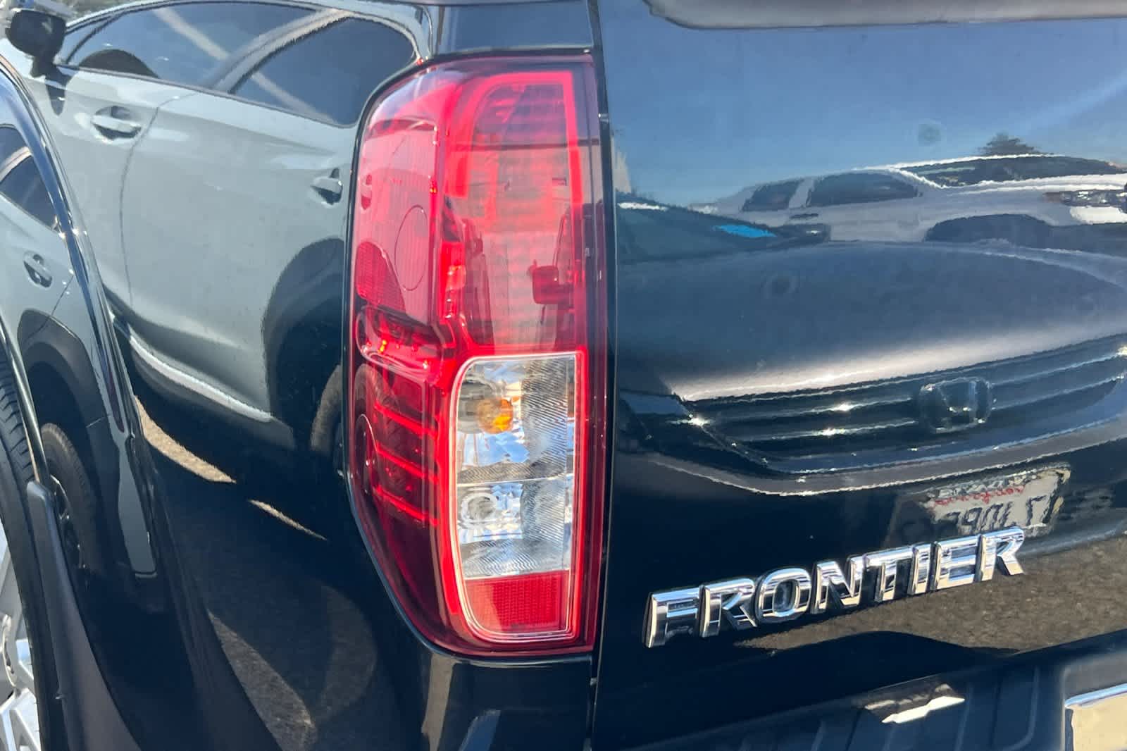 2019 Nissan Frontier SV 15