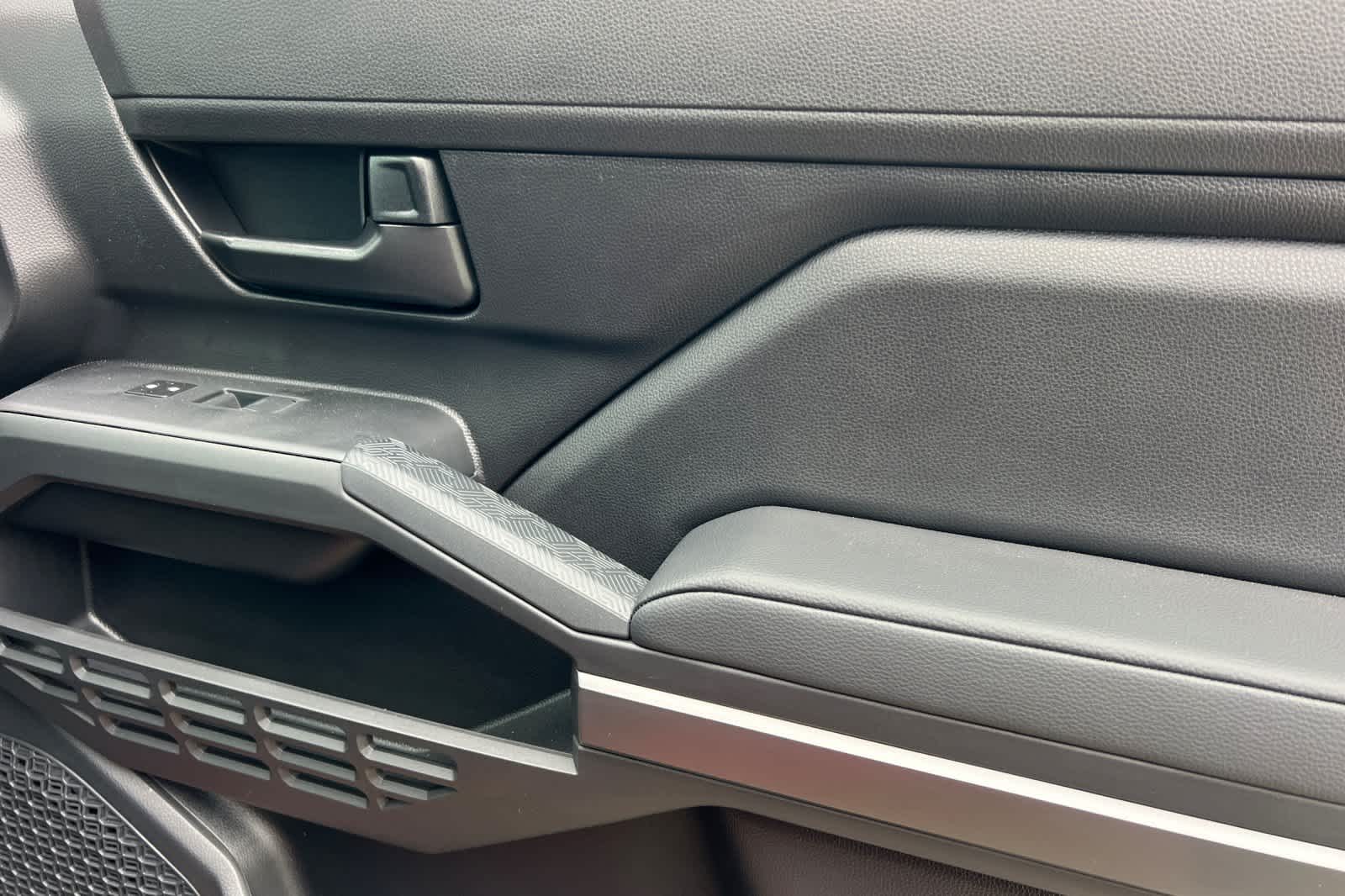 Thumbnail: 2025 Toyota Tacoma - 17