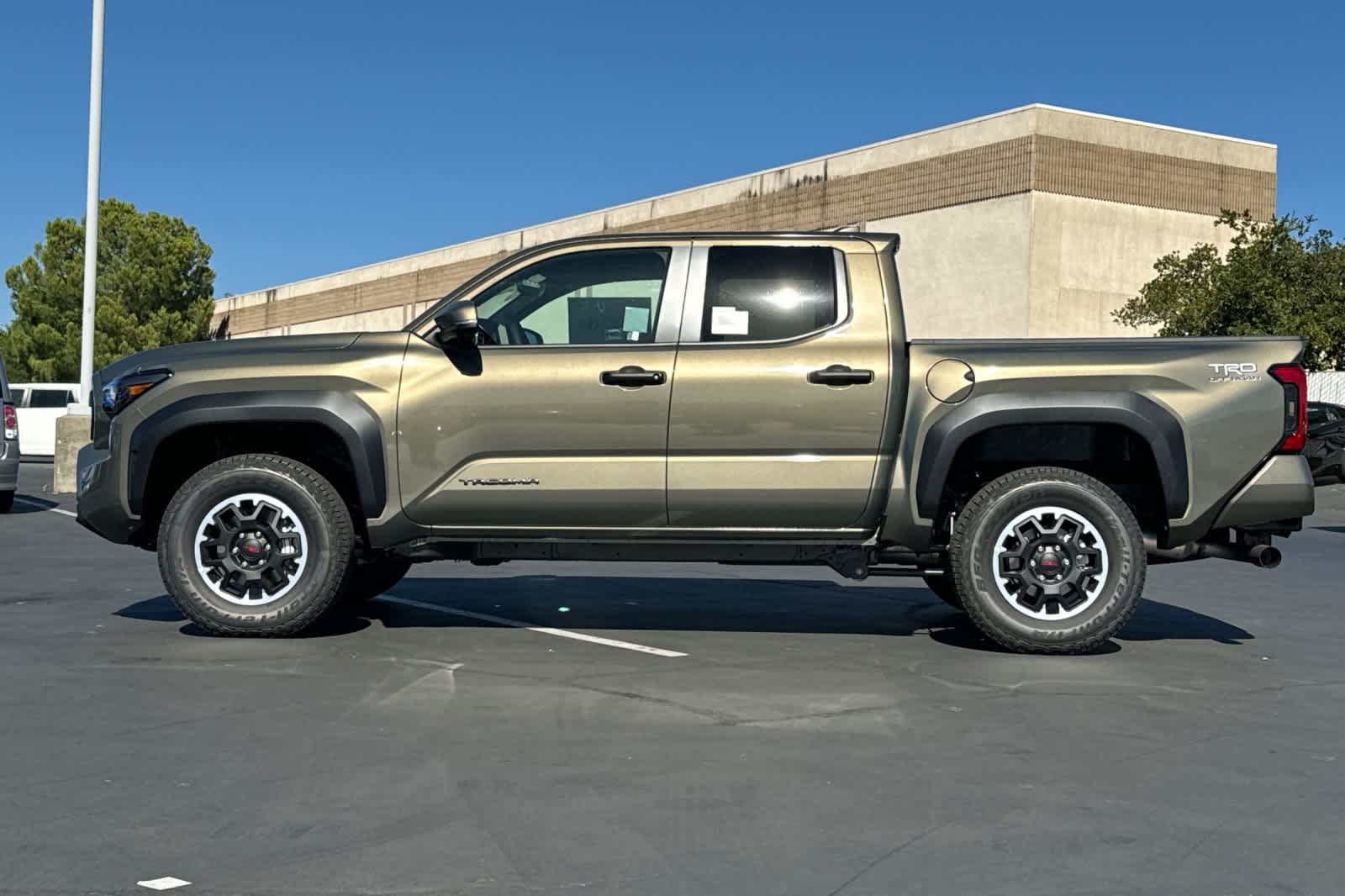 2024 Toyota Tacoma TRD Off-Road 5