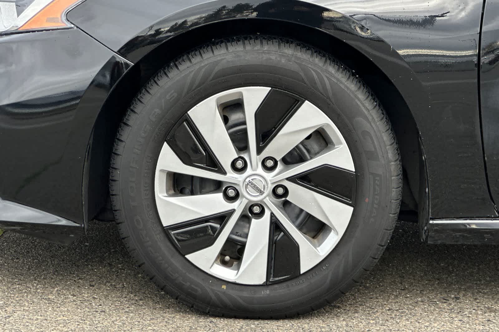 Thumbnail: 2019 Nissan Altima - 30