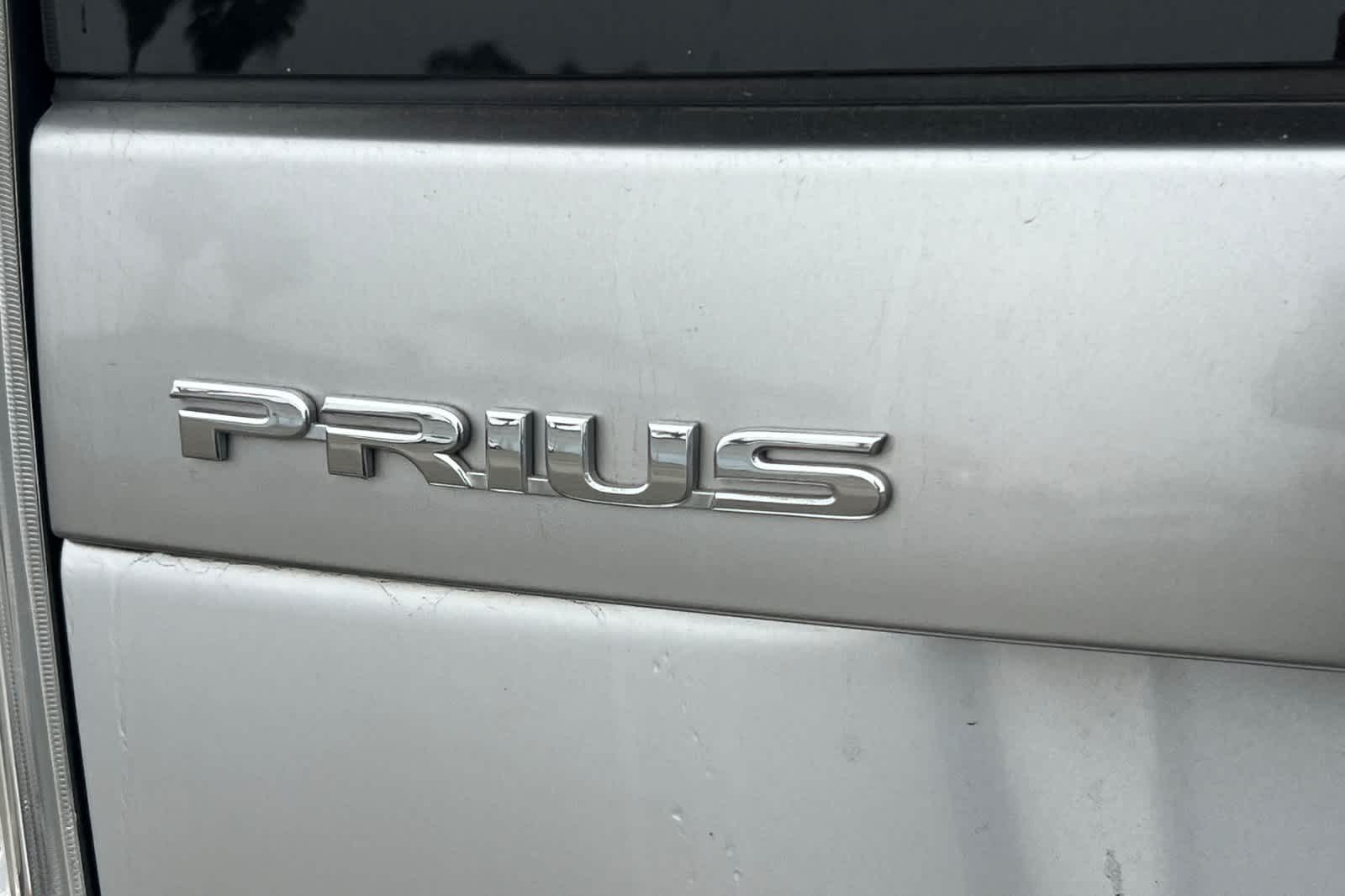 Thumbnail: 2012 Toyota Prius - 7