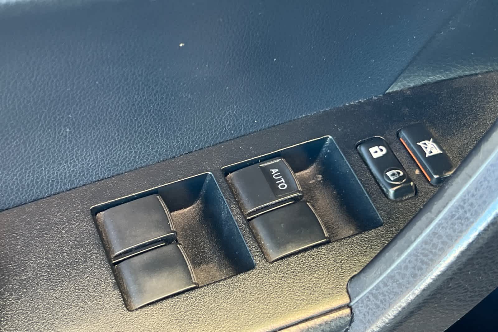 Thumbnail: 2016 Toyota Corolla - 13