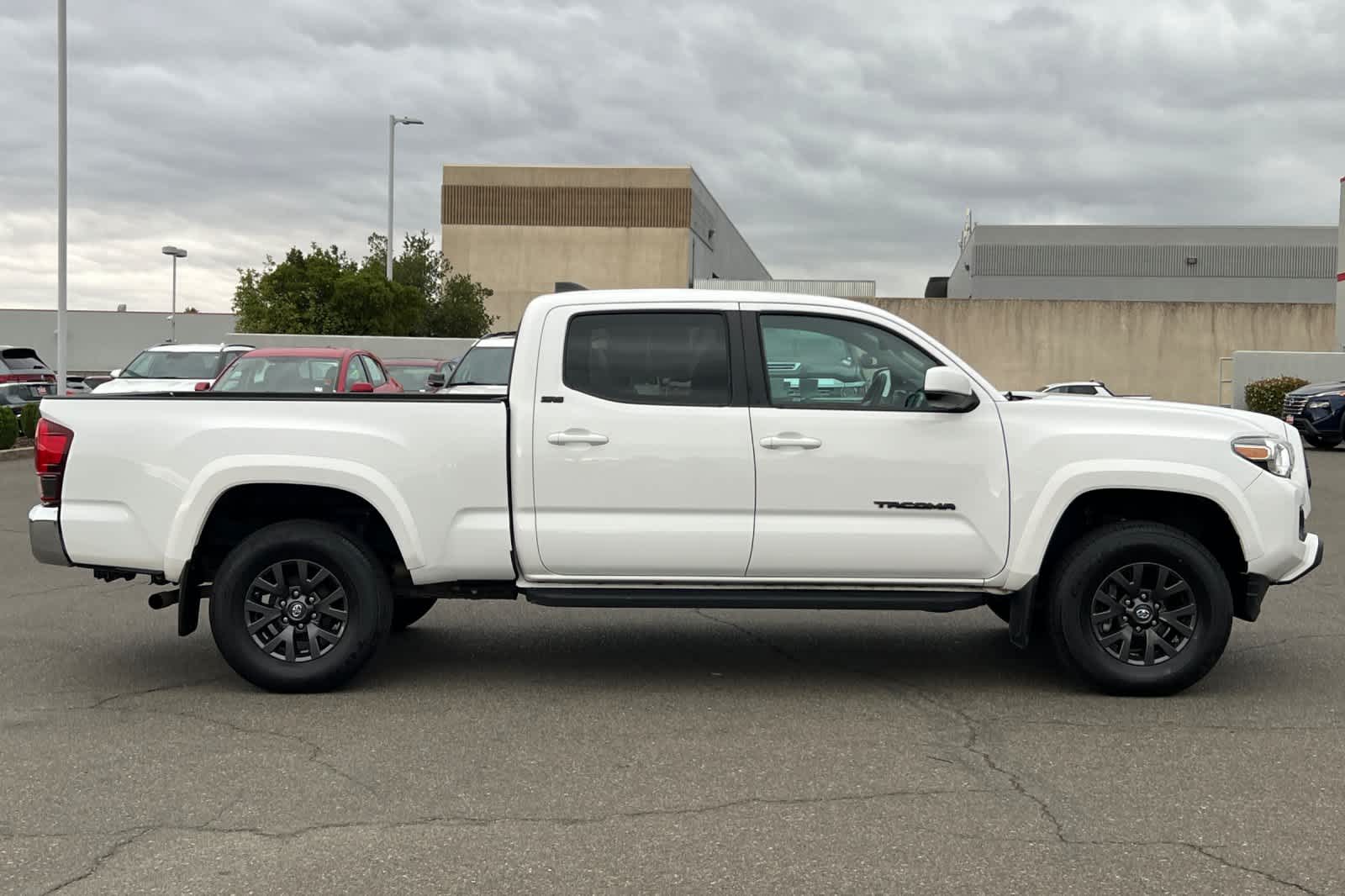 Thumbnail: 2020 Toyota Tacoma - 6