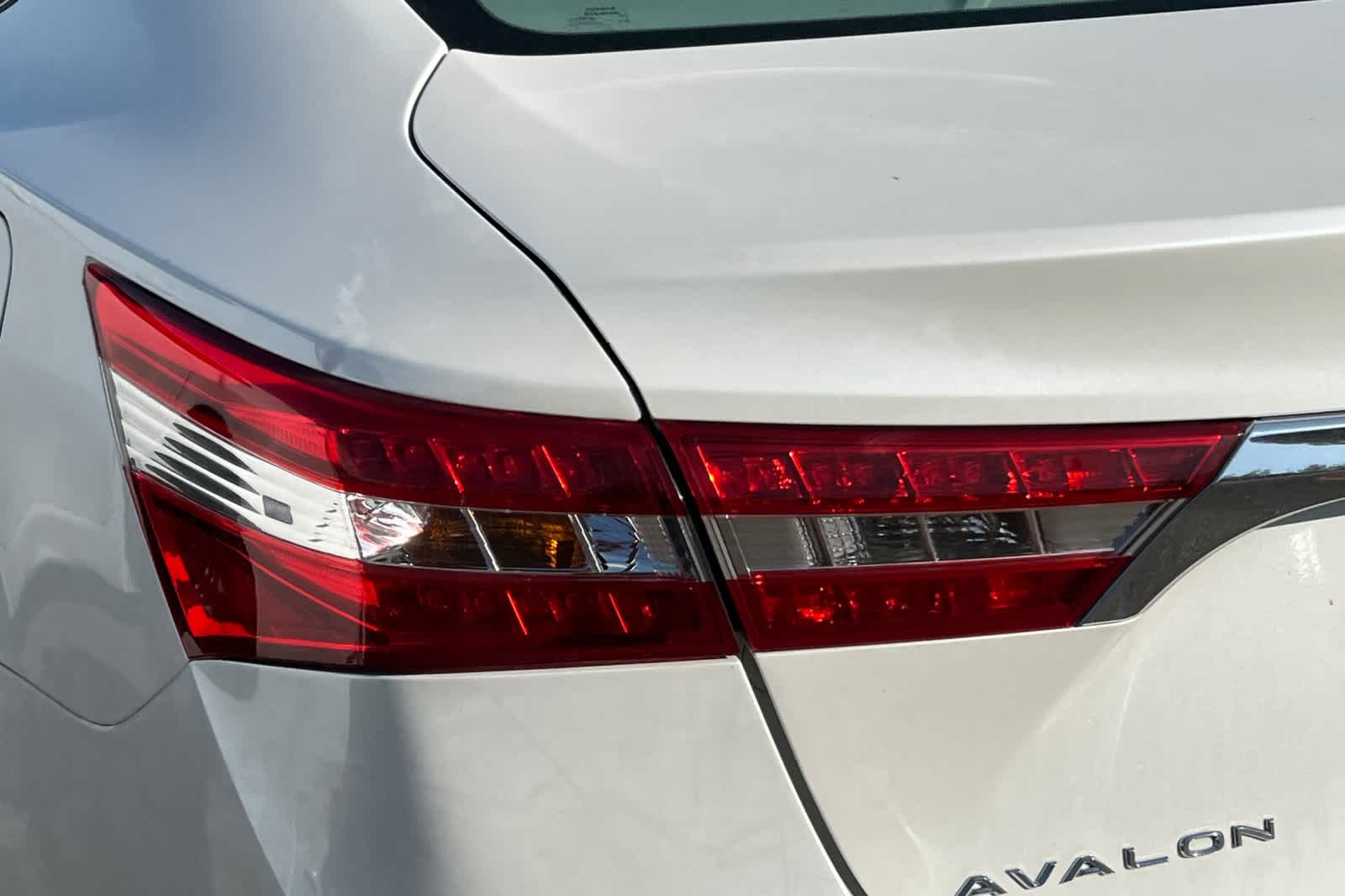 Thumbnail: 2013 Toyota Avalon - 15