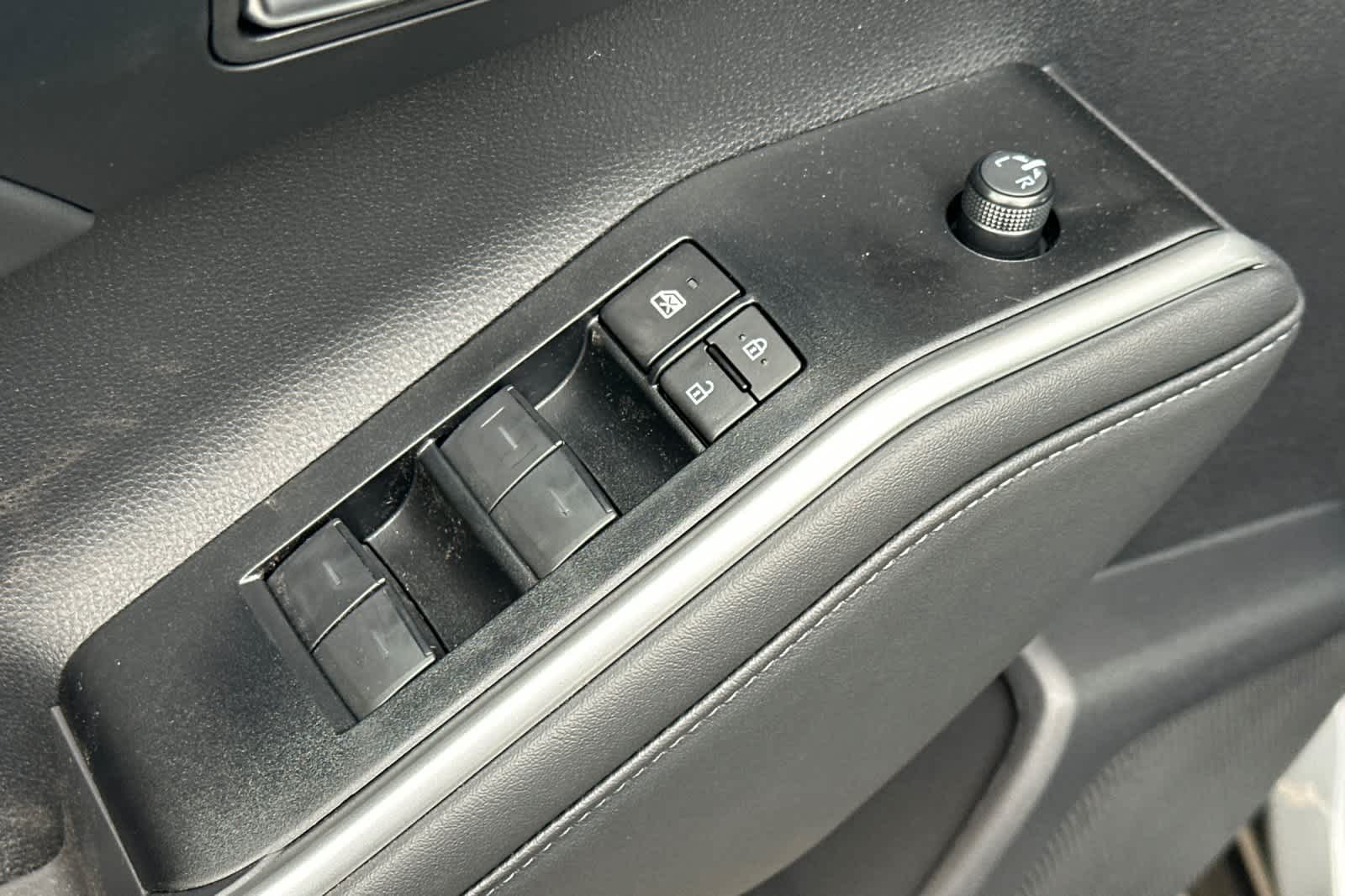 Thumbnail: 2026 Toyota Highlander - 13