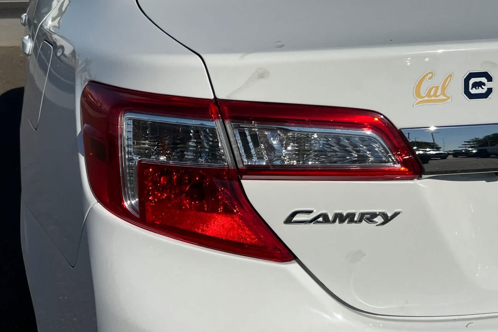 Thumbnail: 2013 Toyota Camry - 15