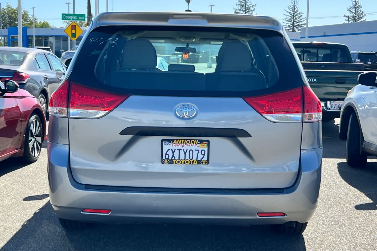 Thumbnail: 2013 Toyota Sienna - 5