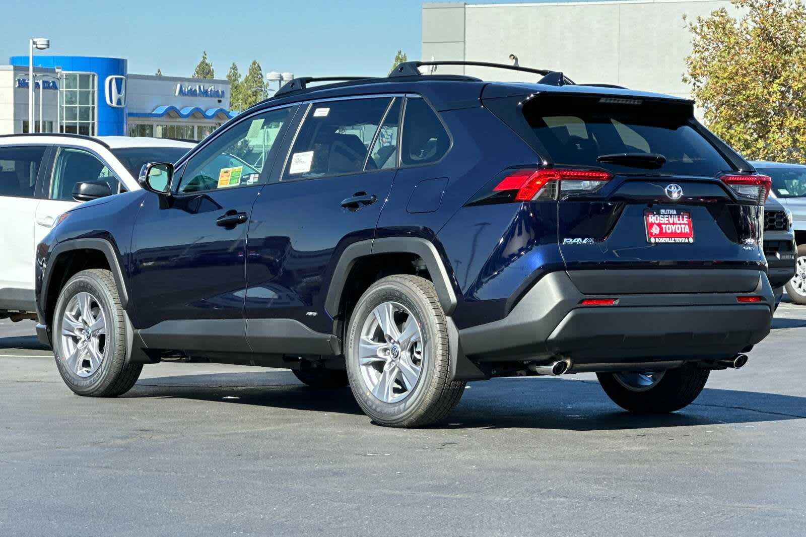Thumbnail: 2025 Toyota RAV4 - 5
