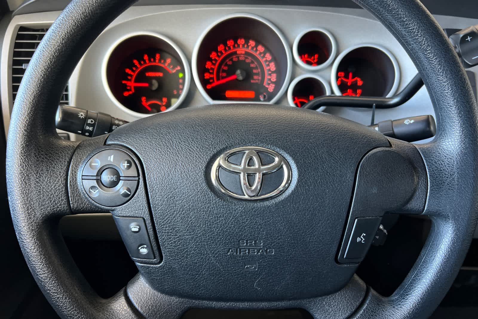 Thumbnail: 2013 Toyota Tundra - 22