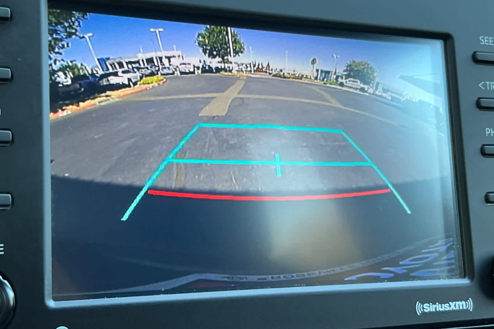 Thumbnail: 2021 Toyota RAV4 - 21